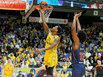 נאנלי היה דומיננטי גם כן (אלן שיבר)