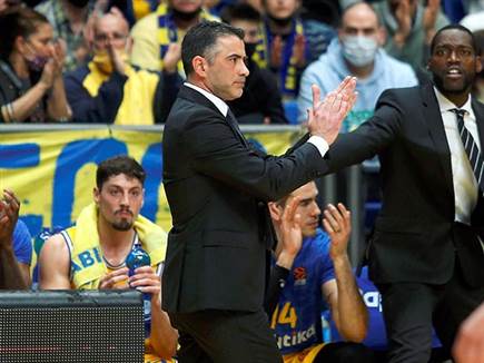 אבן על הקווים (אלן שיבר)