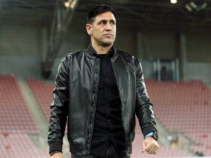 אליניב ברדה. הקפטן הנצחי יחזיר את הספינה למסלול? (אלן שיבר)