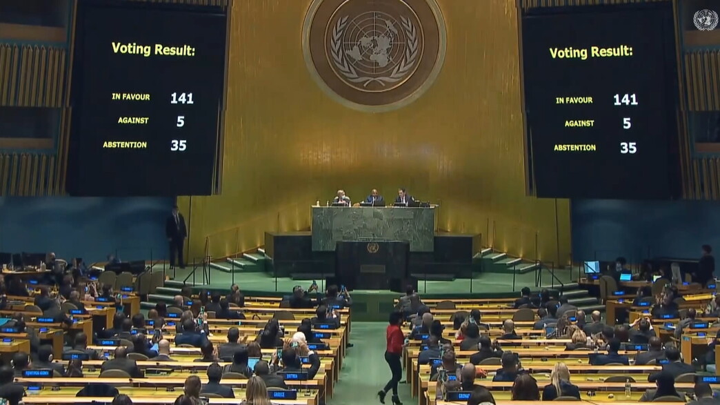 בתמיכת ישראל, העצרת הכללית של האו"ם גינתה את הפלישה הרוסית 