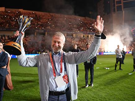 עם גביע העולם לקבוצות, התואר האחרון בו זכה עם צ'לסי (Getty)