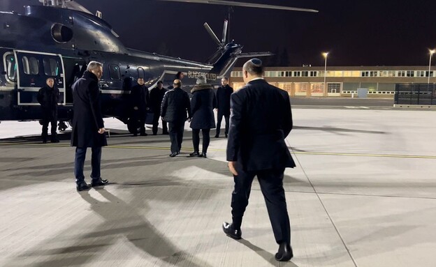 ראש הממשלה נפתלי בנט נחת בגרמניה לקראת פגישתו עם הקנצלר אולף שולץ