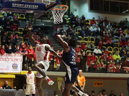 המאבק נמשך עד הבאזר (גיל נוימן, מנהלת הליגה)