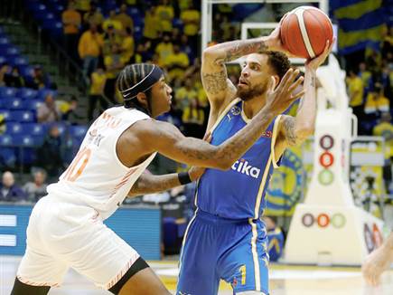 סרוטי ווילבקין. משחק עם הרבה גארבג' טיים (אלן שיבר)