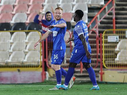 והשלים צמד אחרי התקפה יפה (לירון מולדובן)