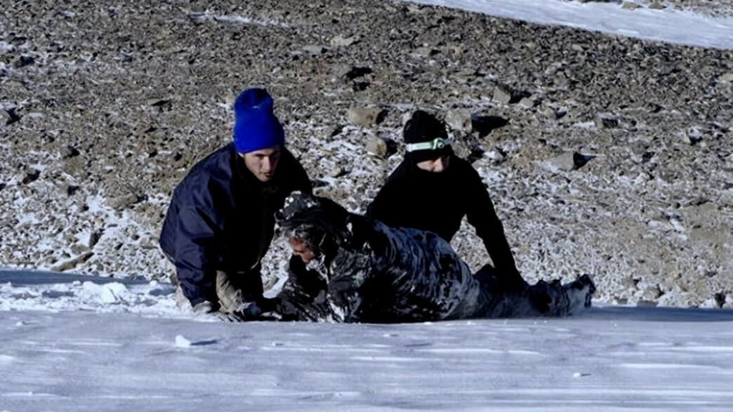 רגע החילוץ – רועי פתאל רגע החילוץ – רועי פתאל