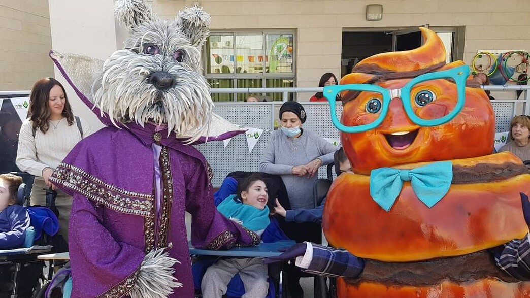 הזמר במסכה ועמותת עלה הזמר במסכה ועמותת עלה