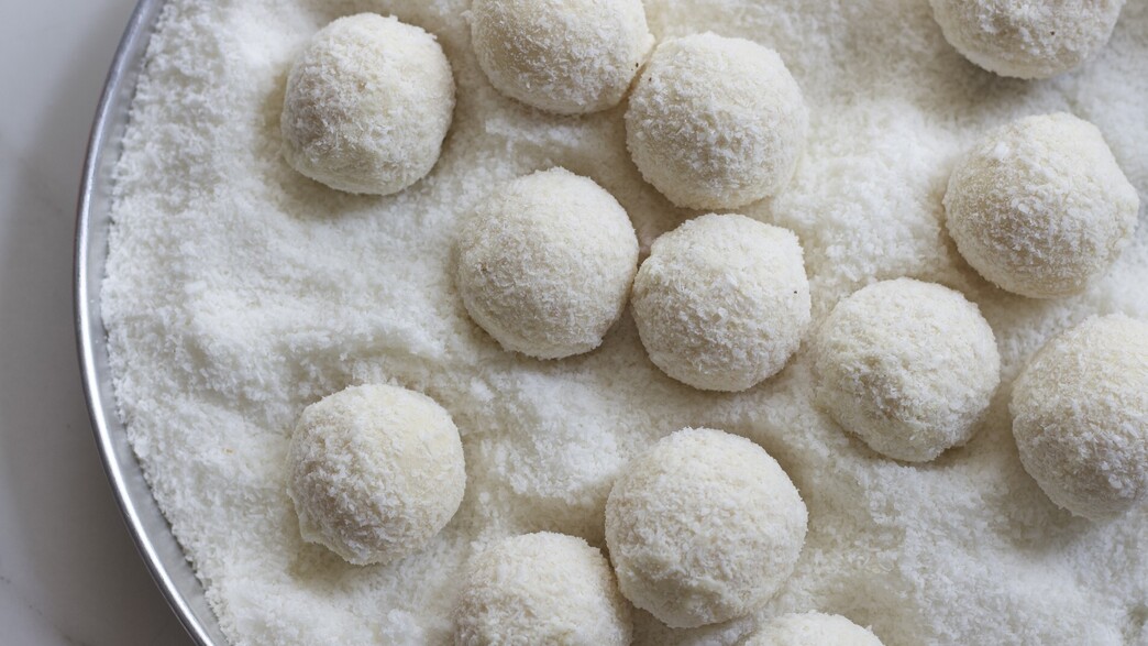 ממתק קוקוס ושוקולד לבן