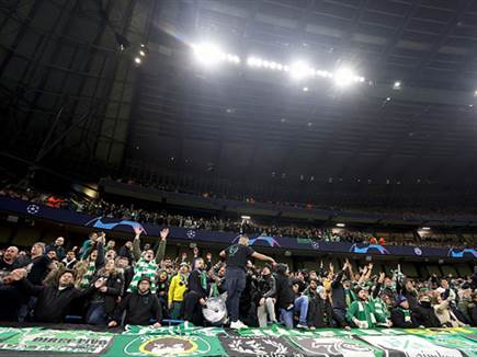 תצוגה ביציעים של ספורטינג (GETTY)