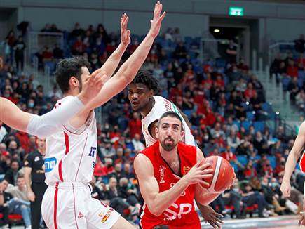 הפועל ת"א לא הייתה במחשחק (אלן שיבר)