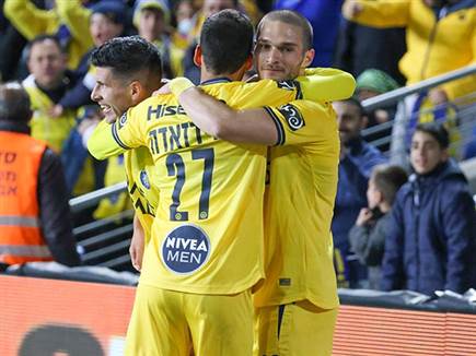 והשאירה את המחצית השנייה בעיקר לגארבג' טיים (צילום: דני מרון)