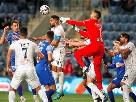 משחק שקול במושבה (אלן שיבר)