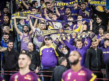 נתנו דחיפה גדולה. אוהדי חולון (עודד קרני, מנהלת הליגה)