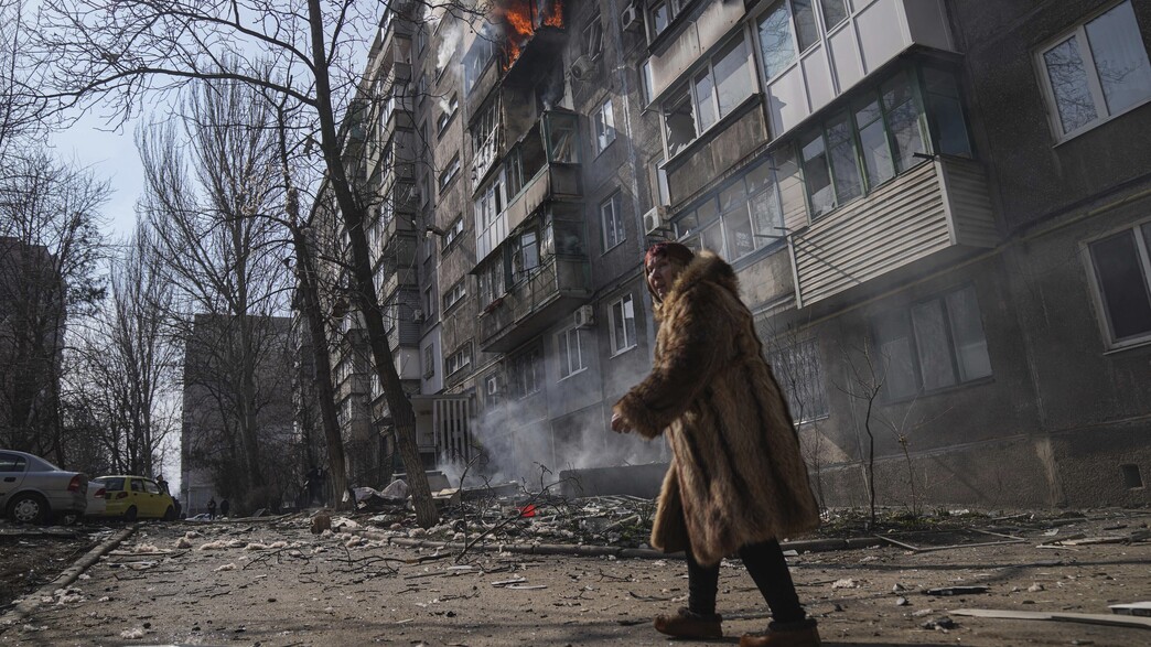 מלחמת רוסיה-אוקראינה, מאריופול (צילום: Evgeniy Maloletka, AP)