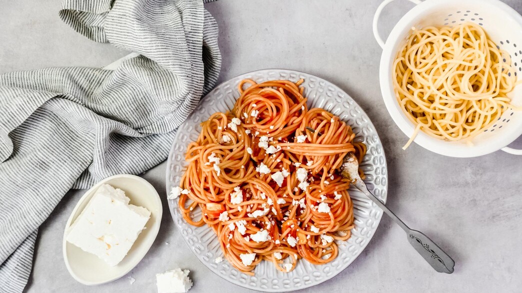 פסטה ברוטב קטשופ ופטה