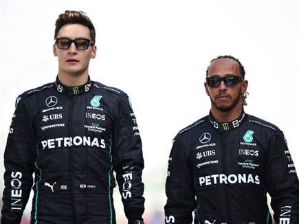 המילטון ו-ראסל, מרצדס. שאלת השאלות לגבי התפקוד שלהם אחד ליד השני 