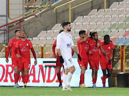 ועוד אחד של סייף (לירון מולדובן)