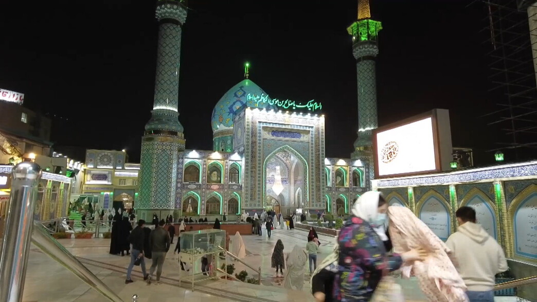 החיים בתוך טהרן, איראן