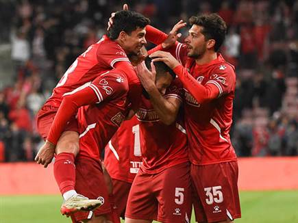 העיקר הניצחון. באר שבע (ברני ארדוב(