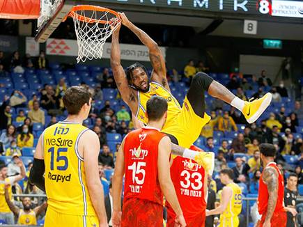 ניצחון קליל. ריינודלס (אלן שיבר)