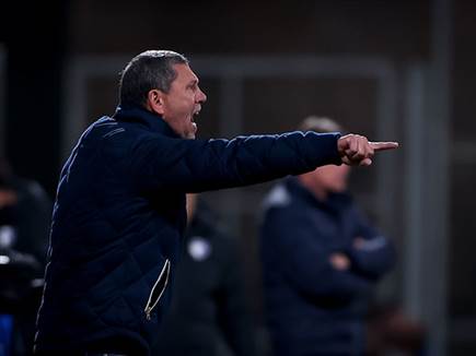 קלינגר. עדיין תקוע מתחת לקו (מאור אלקסלסי)