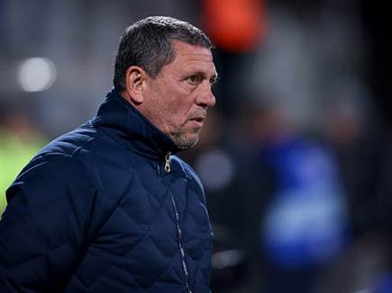 וקלינגר יזיע המון בתקופה הקרוב (מאור אלקסלסי)