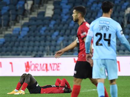 ובסיומו - חלוקת נקודות צודקת (צילום: ברני ארדוב)