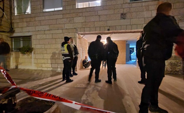 חשד לרצח: צעיר נהרג בירושלים (צילום: דוברות המשטרה)