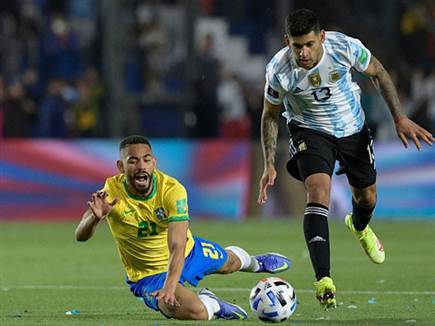 כריסטיאן רומרו נגד ברזיל. סיטואציה מוזרה (Getty) (צילום: ספורט 5)