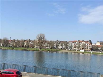 מיליוני תיירים 