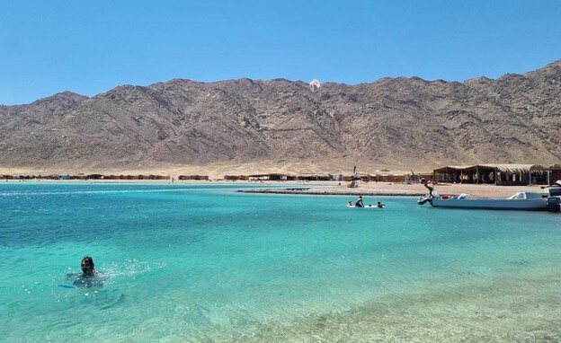 חופי מצרים, הלגונה הכחולה ליד דהב (צילום: קובי גונן)