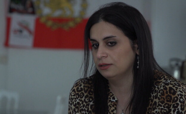 סומאיה רמות, פעילה פוליטית נגד המשטר האיראני (צילום: חדשות 12)