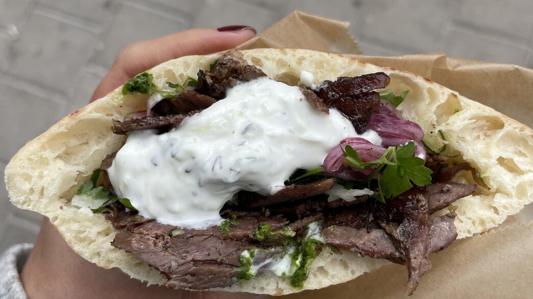 שווארמה חדשה מבית הבסטה שווארמה חדשה מבית הבסטה