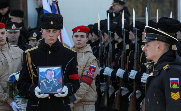 הלוויה לחייל רוסי שנהרג במלחמה באוקראינה (צילום: רויטרס)