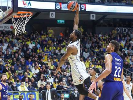 ריינולדס מתעופף (דני מרון)