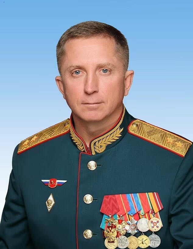 מפקד הדיוויזיה המשולבת הרוסית ה-49 יעקב רזאנצב 