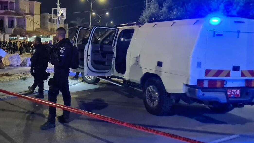 כוחות משטרה בזירת הרצח