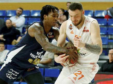 שיא החטיפות לעונה הנוכחית נשבר (אלן שיבר)