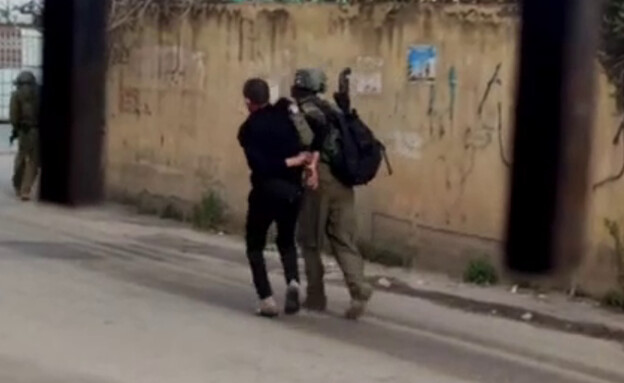 מעצר מחבלים בג'נין (צילום: תקשורת ערבית)