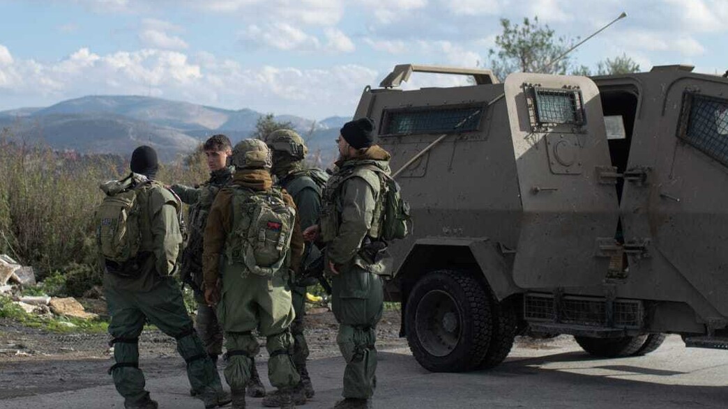 כוחות הביטחון במרדף אחר המחבלים החשודים כוחות הביטחון במרדף אחר המחבלים החשודים