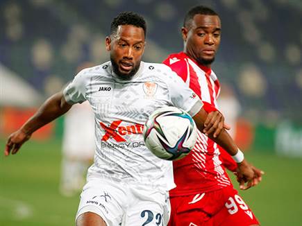 סיום דרמטי בבלומפילד (אלן שיבר)