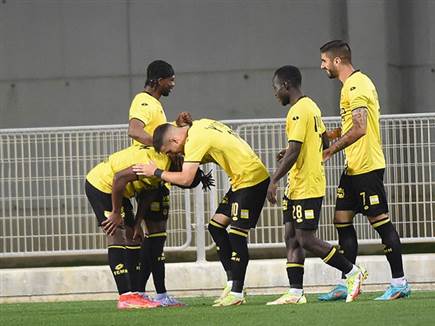 נתניה חזק במאבק על המקום באירופה (ברני ארדוב)