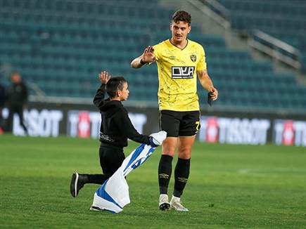 שועה. משחק טוב ובישול של החלוץ (אלן שיבר)