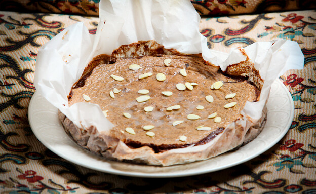 עוגת אגוזים לפסח (צילום: בני גם זו לטובה, mako אוכל)