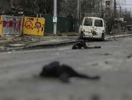 הכוחות האוקראינים לאחר שחרור בוצ'ה (צילום: Ronaldo Schemidt, getty images)