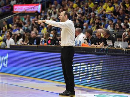 יתחיל את הבית התחתון מעמדה טובה. קפלן (לירון מולדובן)