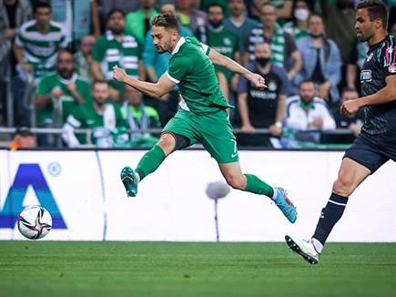 כשזה הגיע לכדורגל, הייתה רק קבוצה אחת בכר הדשא (מאור אלקסלסי)