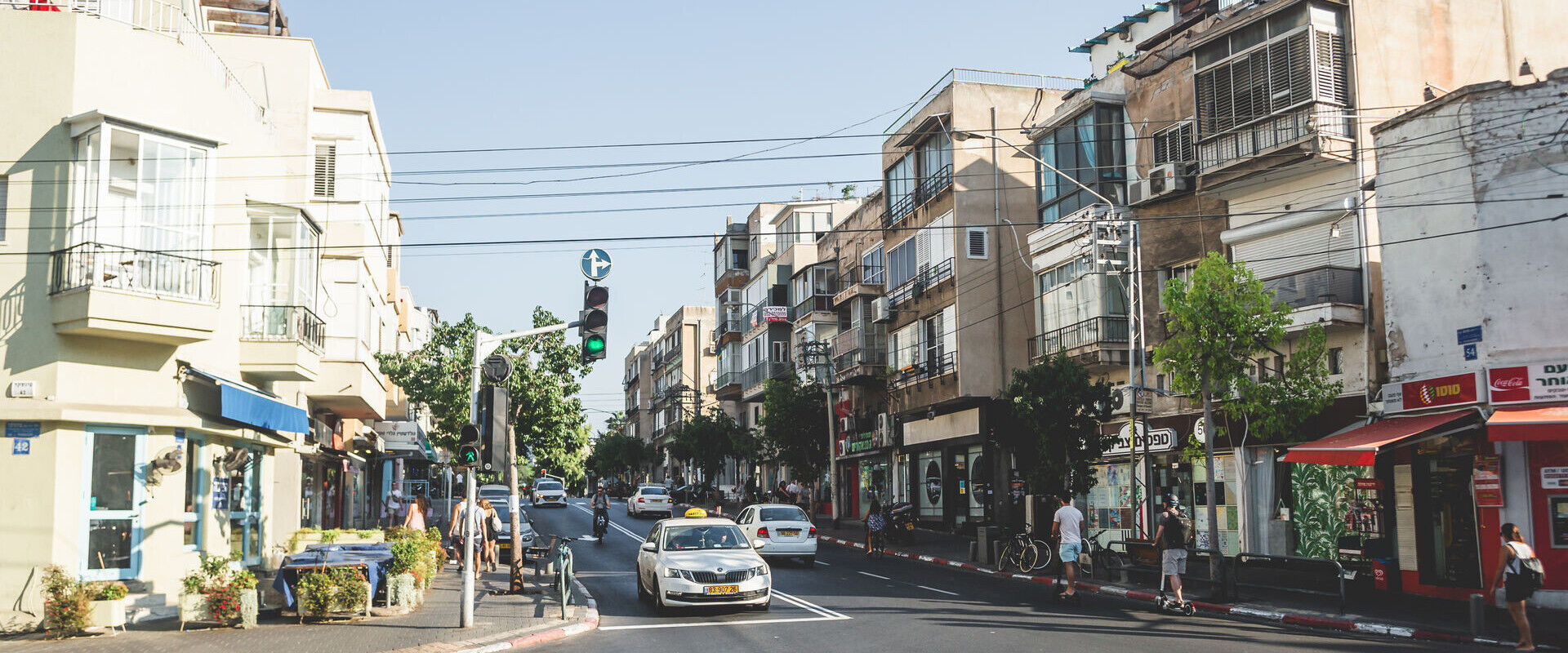 צומת הרחובות פינסקר ובוגרשוב בתל אביב (צילום: phaustov, shutterstock)