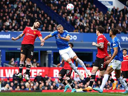 עשה צרות בצד הימני של ההגנה. רישארליסון (GETTY)