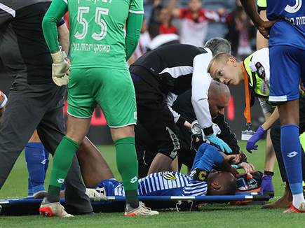 מנשה זלקה. הפציעה המטרידה השנייה (דני מרון)